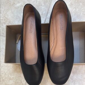 Madewell Black Flats Minimalist Comfort